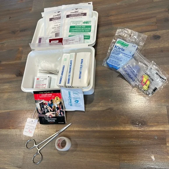 White First Aid Kit - Picture 6 of 9